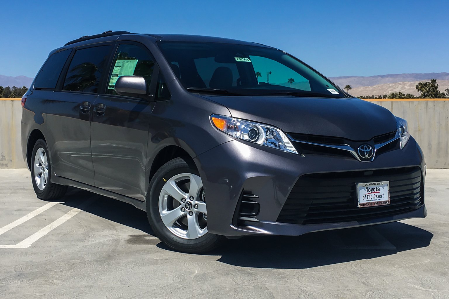 New 2019 Toyota Sienna LE Mini-van, Passenger in Cathedral City #237840 ...