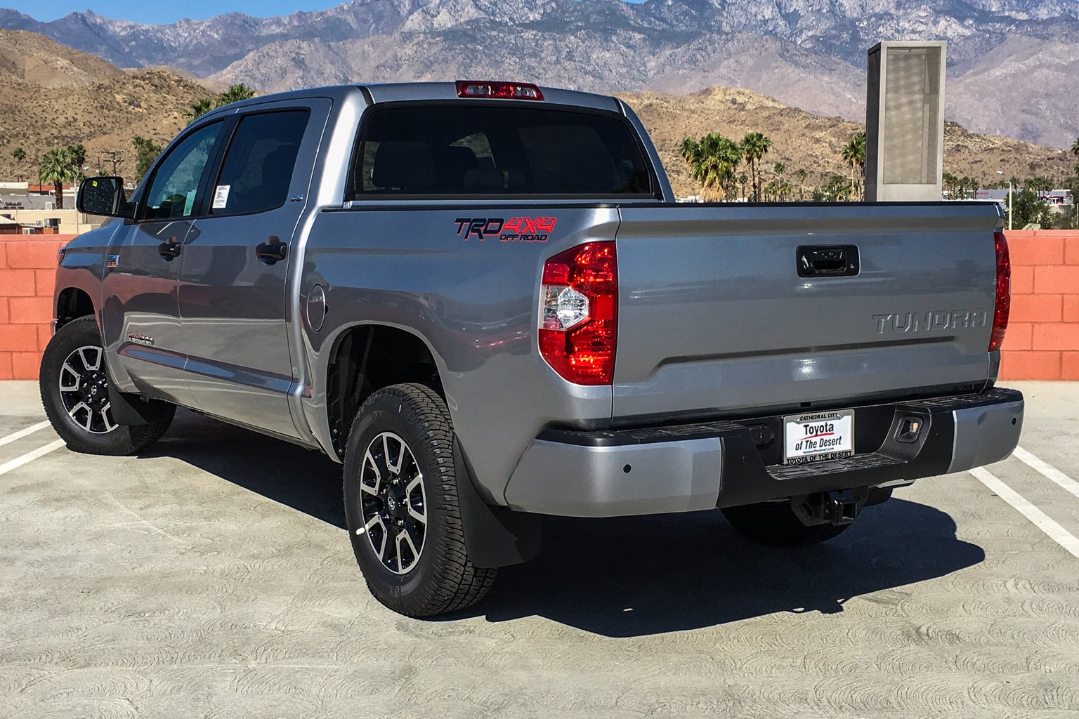 New 2019 Toyota Tundra 4wd Sr5 Crew Cab Pickup In Cathedral City 239107 Toyota Of The Desert