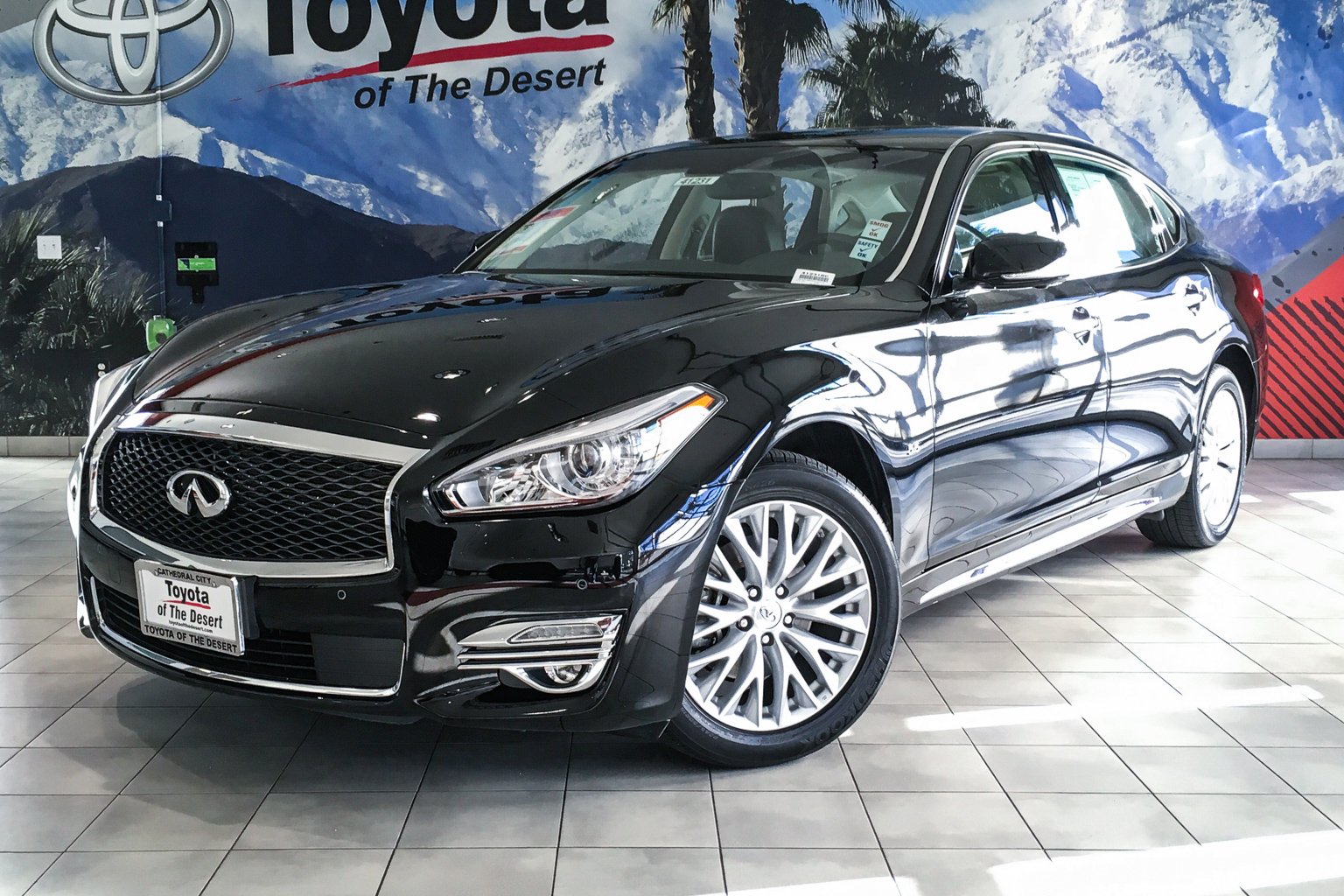 PreOwned 2015 INFINITI Q70L 5.6X 4dr Car in Cathedral City 41231BC