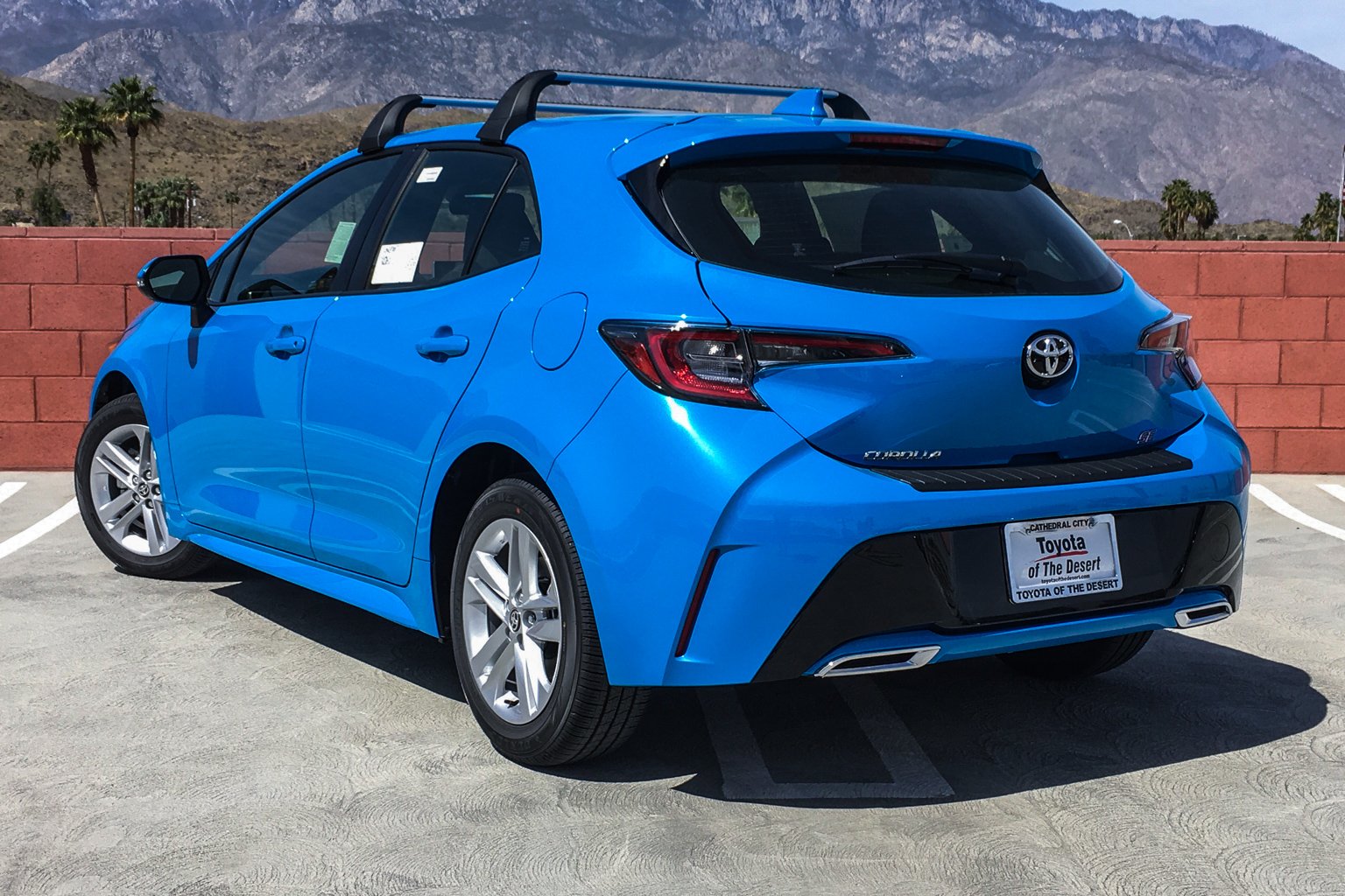 New 2019 Toyota Corolla Hatchback SE Hatchback in